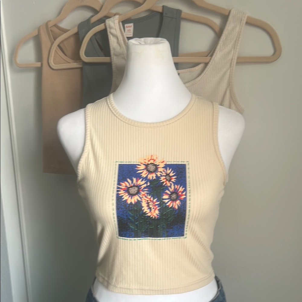 7 Piece Summer Everyday Crop Tank SHEIN ROMWE PacSun XS Curated Bundle Set - Picture 2 of 13